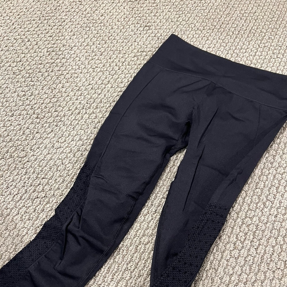 Fabletics leggings - Picture 2 of 4